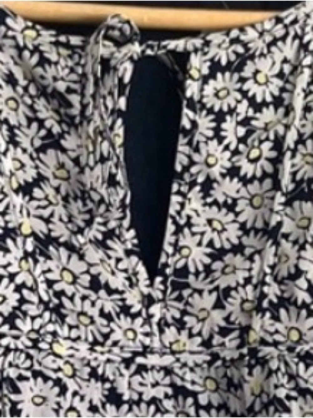 J.Crew Flutter Sleeve, Daisy Print, tie front, Navy Cotton, lined Dress. Sz20 - Picture 6 of 7